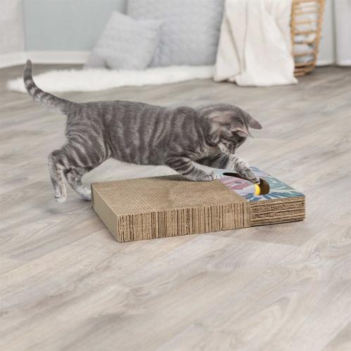 Klösbräda cardboard med bollar